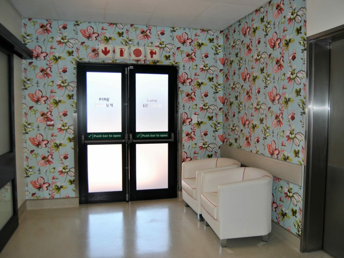 Maternity lounge (2)